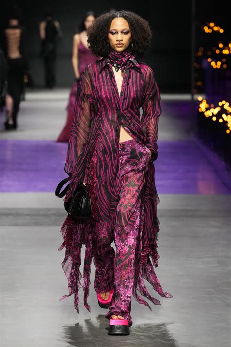 versace milano fashion week 2023|versace fall collection.